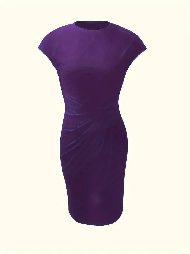 Emilia Kleine Kleid mit Rundhalsausschnitt – Elegante und Zeitlose Passform