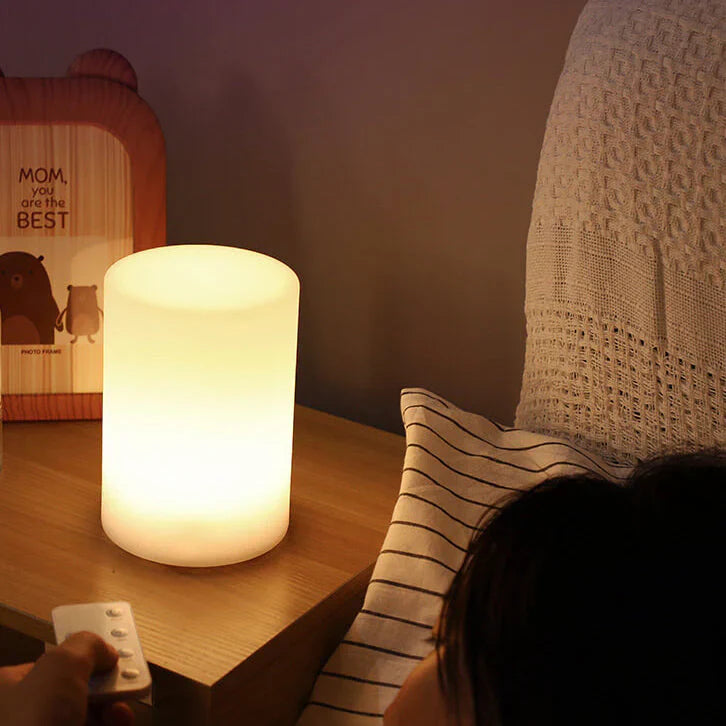 GeoLys LED Tischlampe – Geometrisches Design mit Fernbedienung