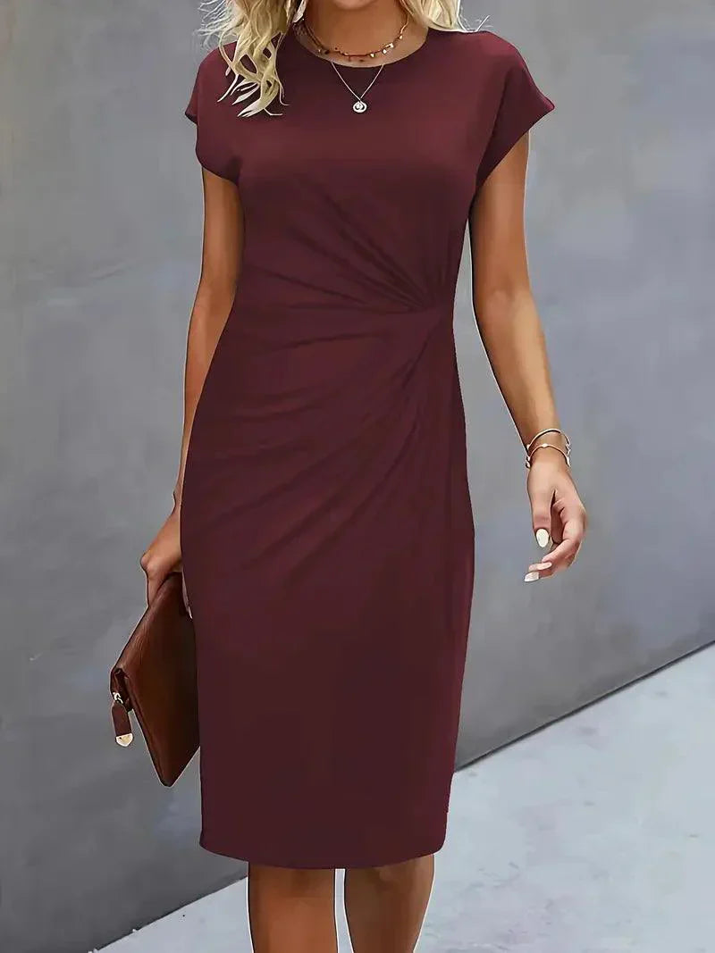 Emilia Kleine Kleid mit Rundhalsausschnitt – Elegante und Zeitlose Passform