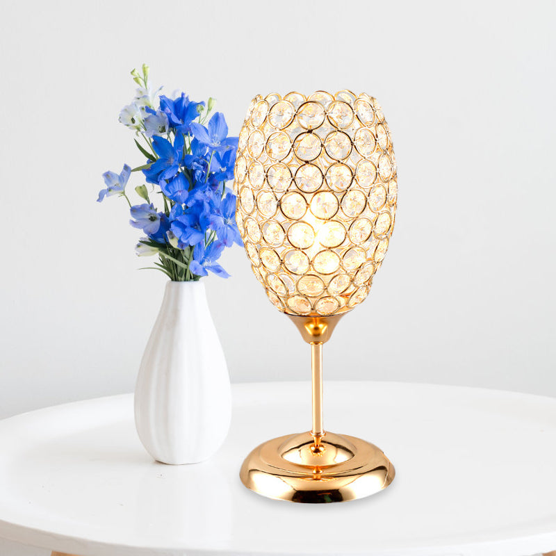 LumiCup Krystal Akzentlampe – Elegante kopfförmige Nachttischlampe für luxuriöse Interieurs