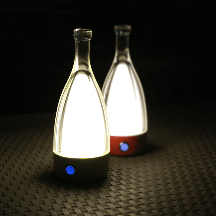 LuminaBottle - Touch-Steuerung Flasche-förmige Tischlampe mit USB-Ladegerät