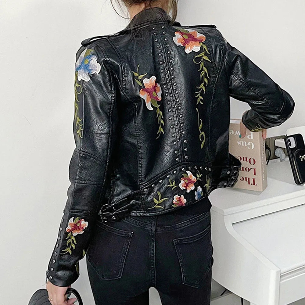 Flora Lederjacke mit Nieten