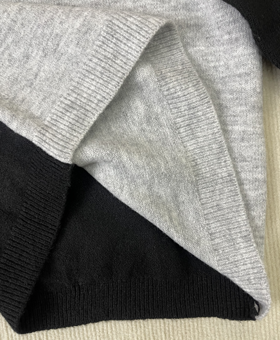 AutumnTrend®-Pullover mit V-Ausschnitt