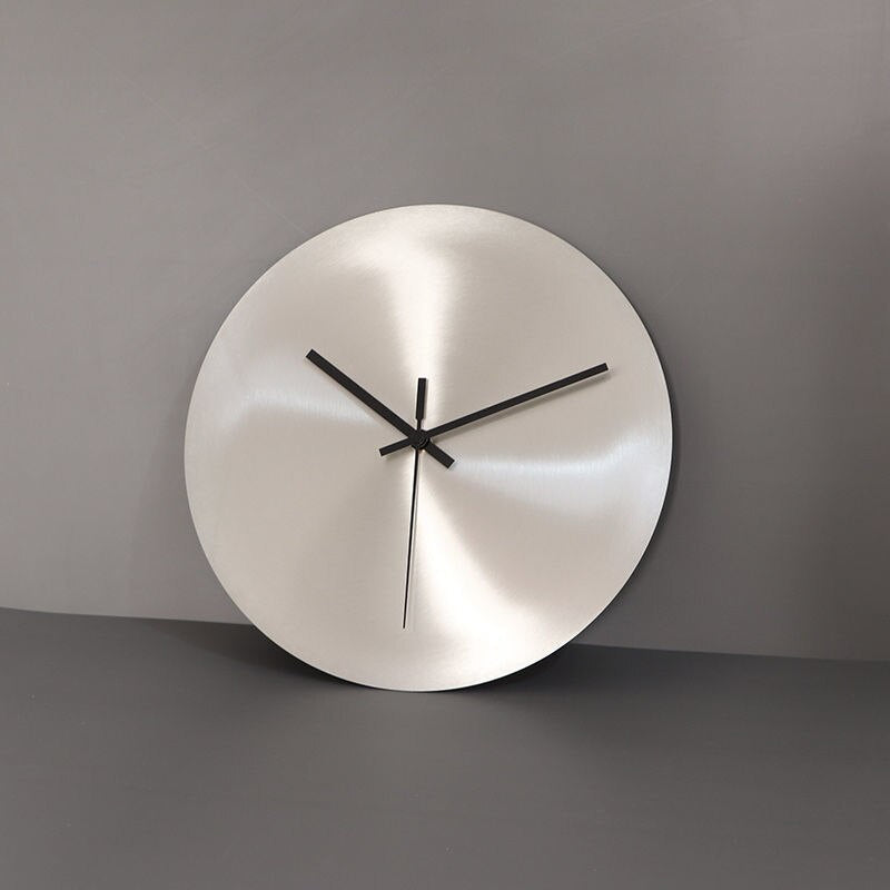 Aiden Luxe Minimalistische Wanduhr – Zeitlose Eleganz für Modernes Interieur