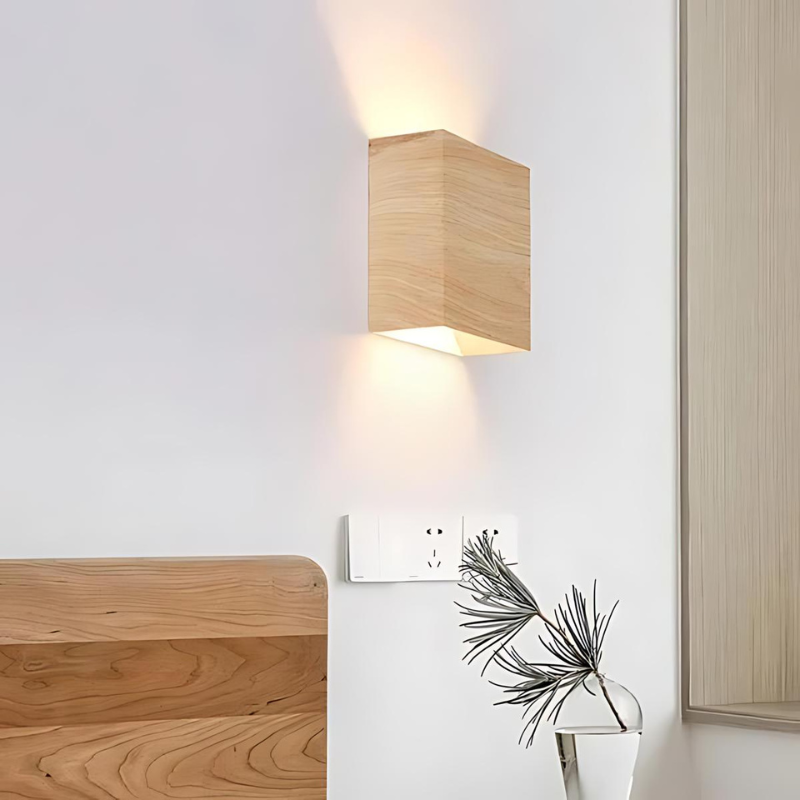 NordLys Holz Wandleuchte – Minimalistische Wandleuchte