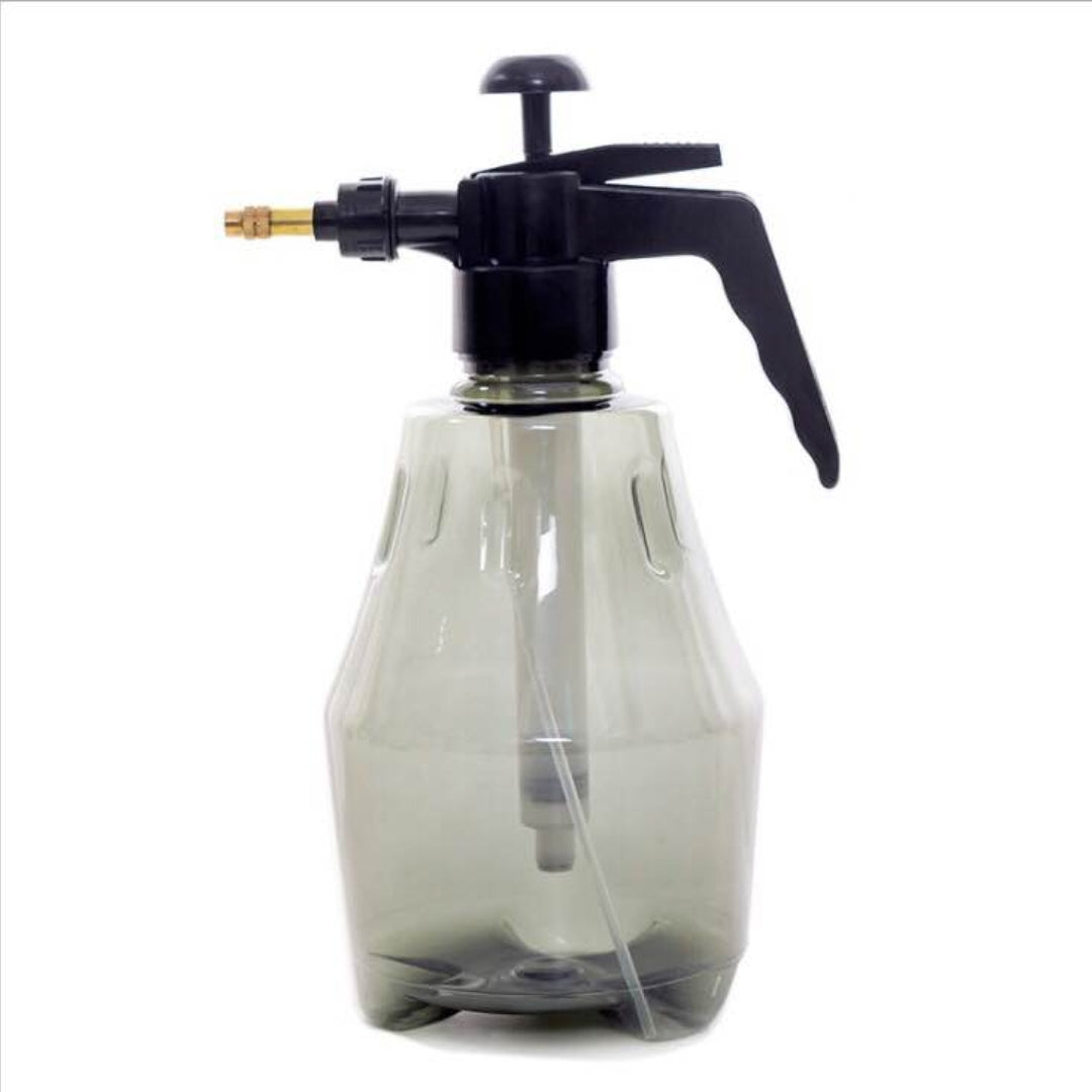 FloraMist Handpumpe Sprühflasche – Präzise und Effektive Pflanzenpflege