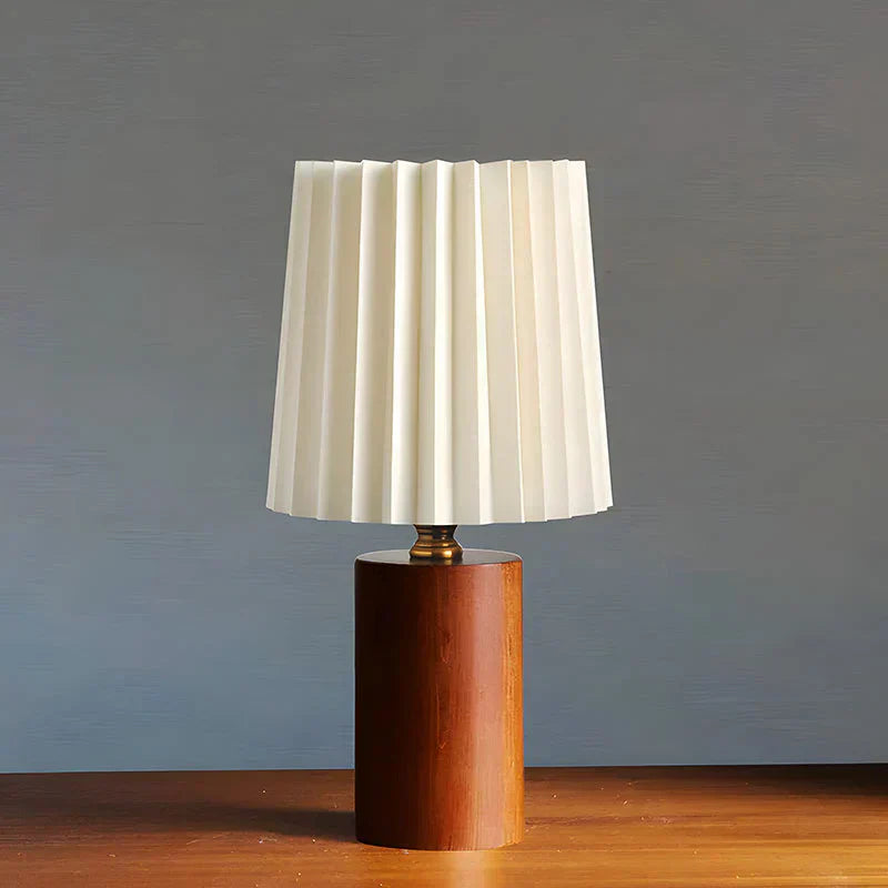 VeraGlow – Elegante Stehlampe mit Modernem Design