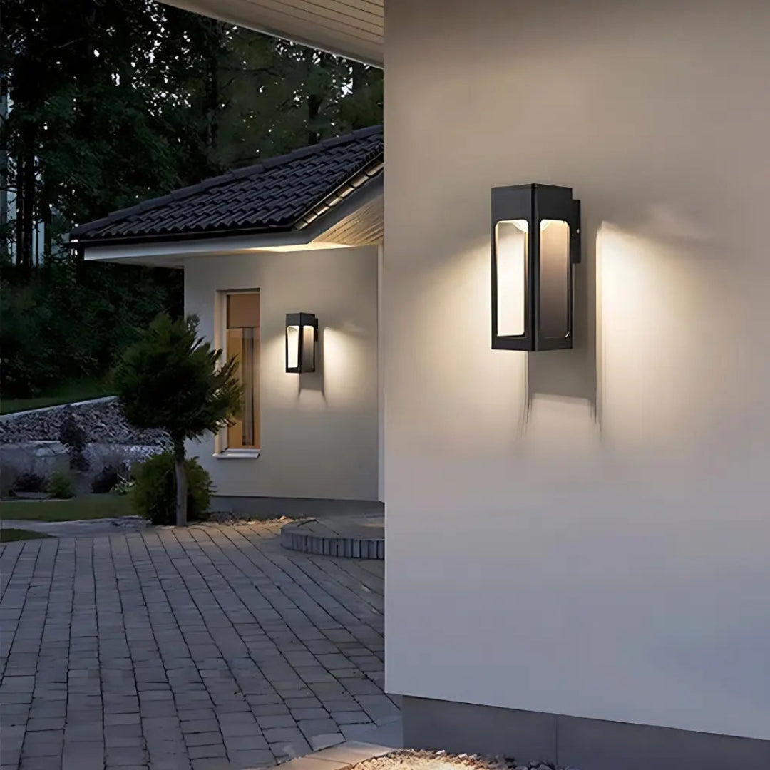 MotionGlow – Elegante Außenwandleuchte mit Bewegungssensor