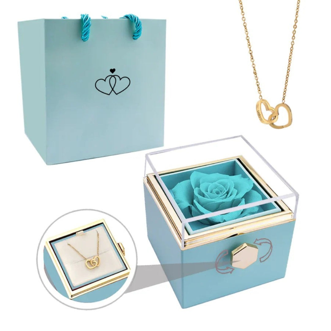 EternaBloom - Geschenkbox mit Halskette und konservierten Rosen in einer Luxusbox