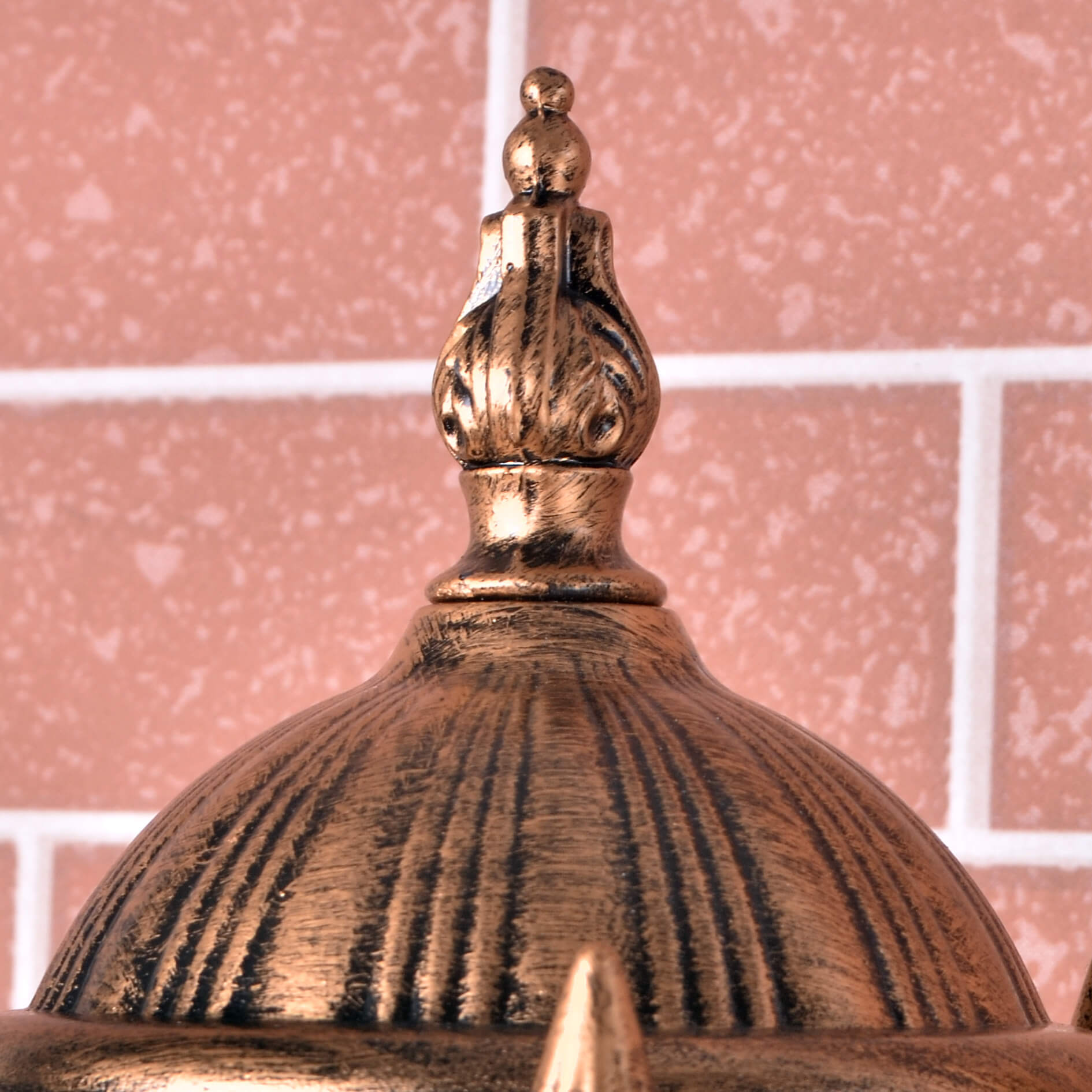 WarmGlow - Zeitlose dekorative und elegante Vintage-Wandlanterne