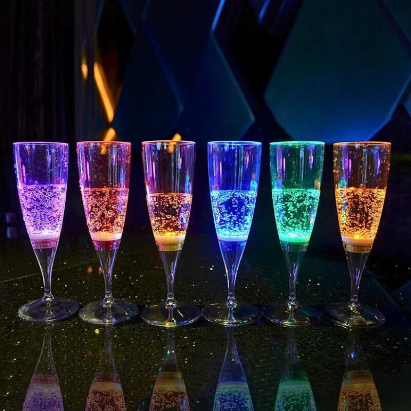 LumiFlute - Farbwechselndes LED Champagnerglas