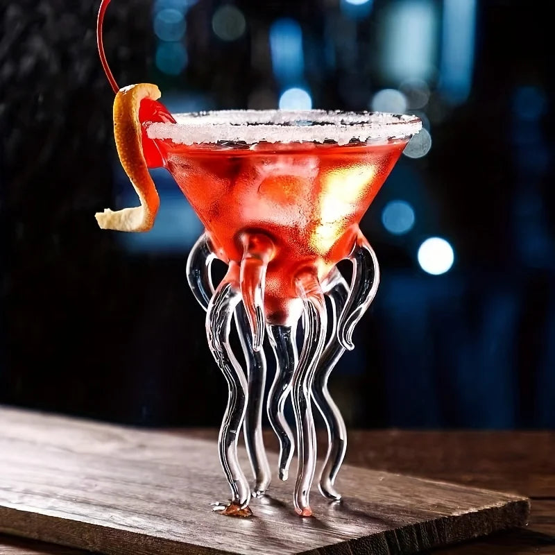 Einzigartiges, octopus-inspiriertes Cocktailglas