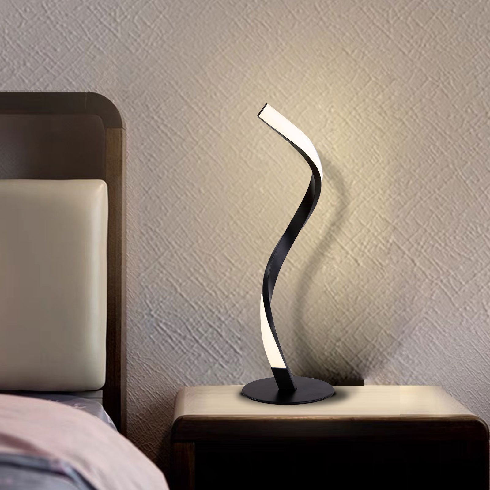 LumiSwivel - Moderne LED-Tischlampe mit drehbarem Design