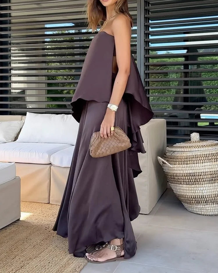 Delia - Asymmetrisch drapierte und elegante Cape-Kleid