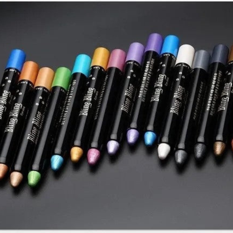 Linea Præcisions-Augenstift mit Basis- und Schicht-auf-Schicht-Effekt