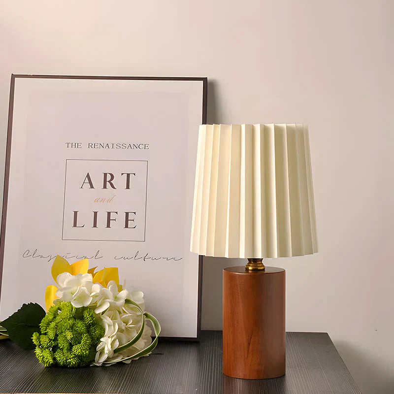 VeraGlow – Elegante Stehlampe mit Modernem Design
