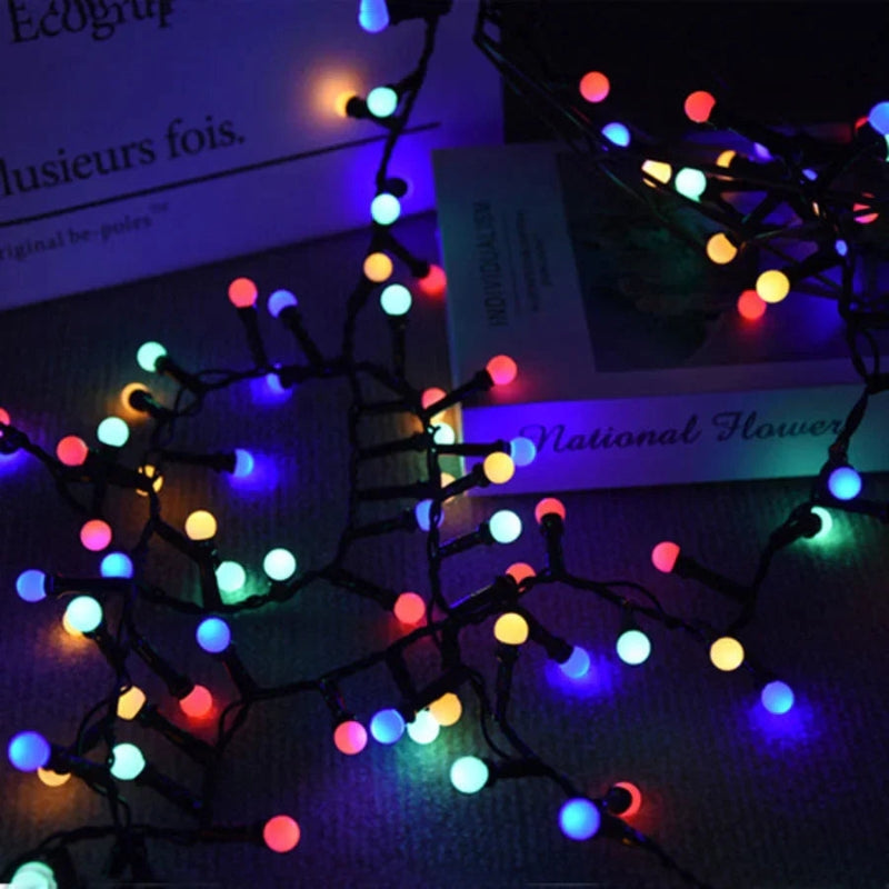 GlowSphere Wasserdichtes LED-Lichterkette mit runden Kugeln