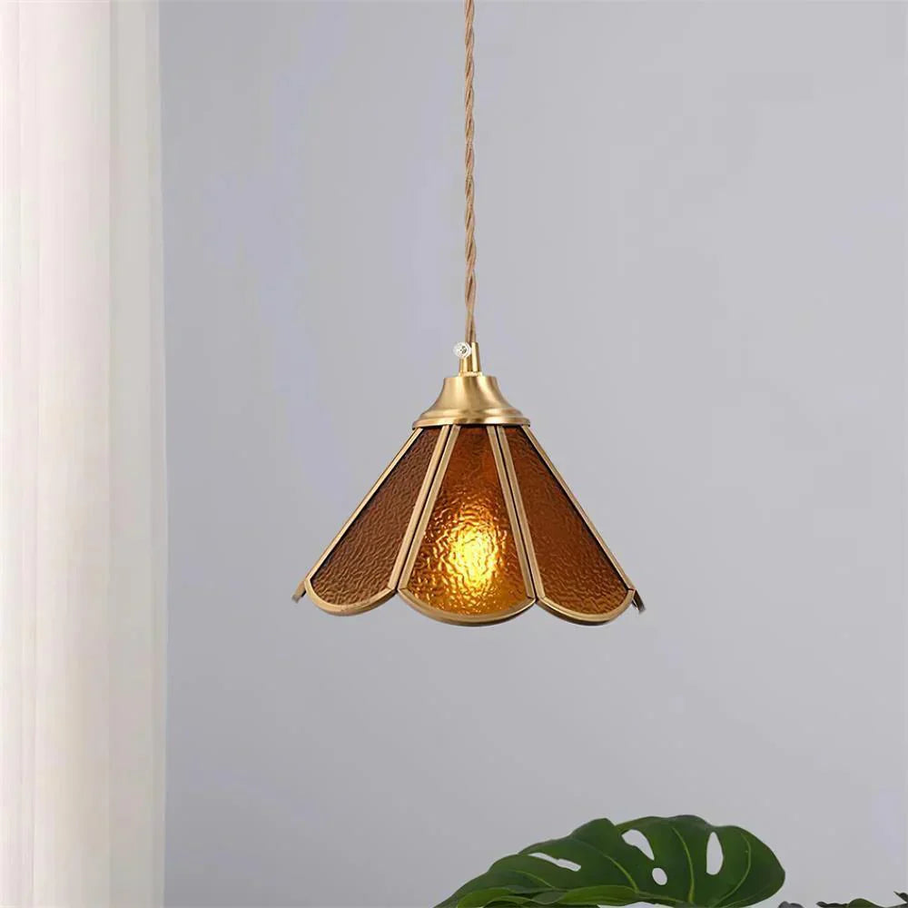 LumiGlas Pendellampe – elegante Beleuchtung mit texturiertem Glasschirm