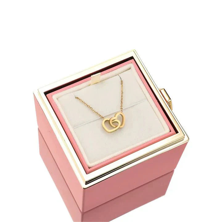 EternaBloom - Geschenkbox mit Halskette und konservierten Rosen in einer Luxusbox