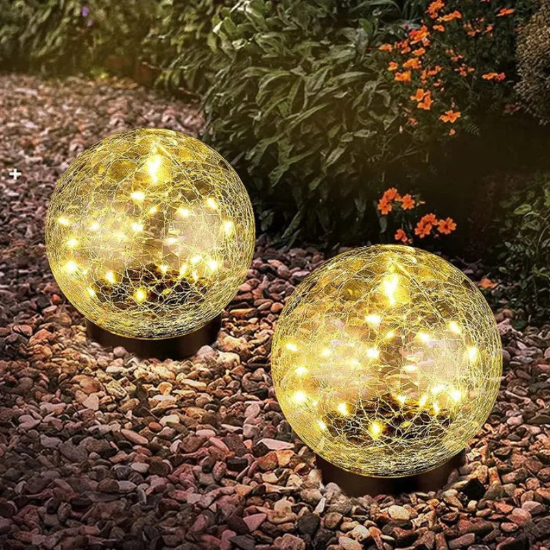 LumaGlow - Solarbetriebene Gartenlampen mit knisternden Glaskugeln