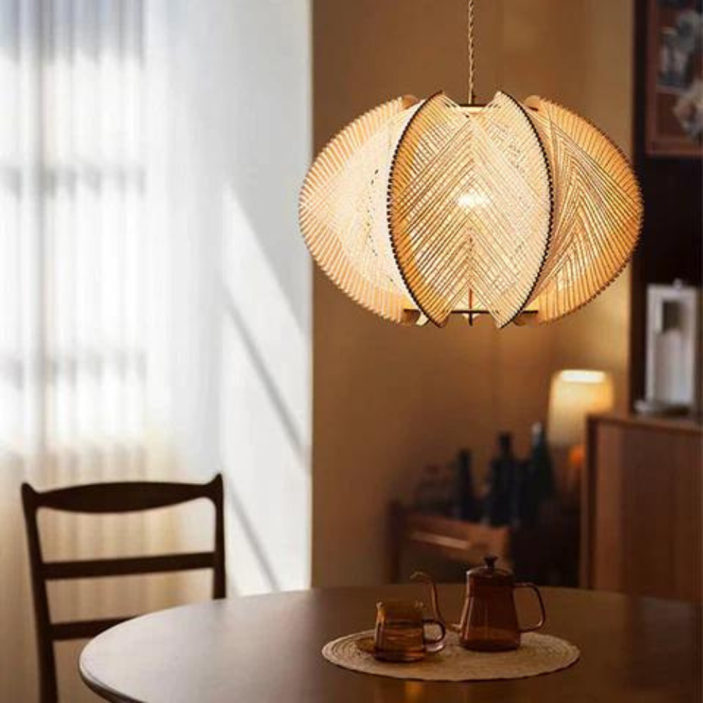 LuxeGlow – Elegante Lampe für zeitloses Interieur