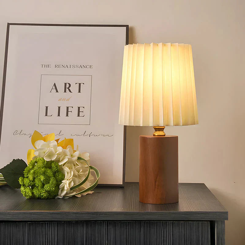VeraGlow – Elegante Stehlampe mit Modernem Design