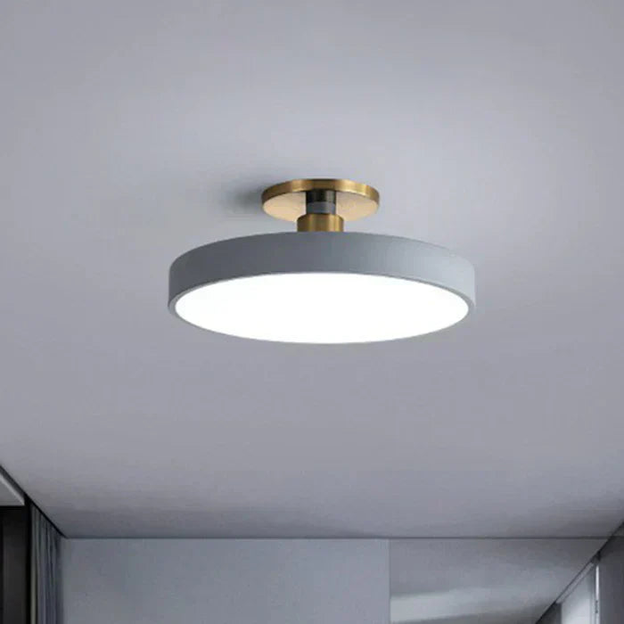 ArcticGlow – Robustes skandinavisches Kronleuchter plafondlampe