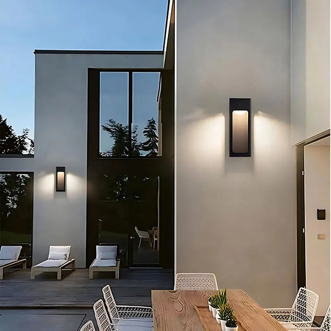MotionGlow – Elegante Außenwandleuchte mit Bewegungssensor