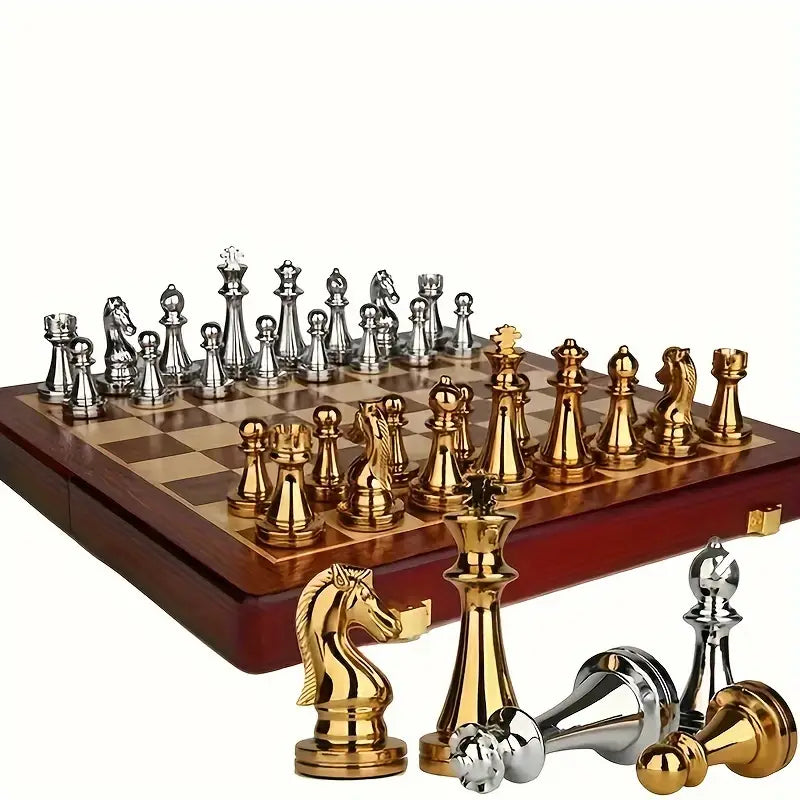 Regal Schachset – Exklusives zusammenklappbares Schachset aus Holz mit Metallfiguren