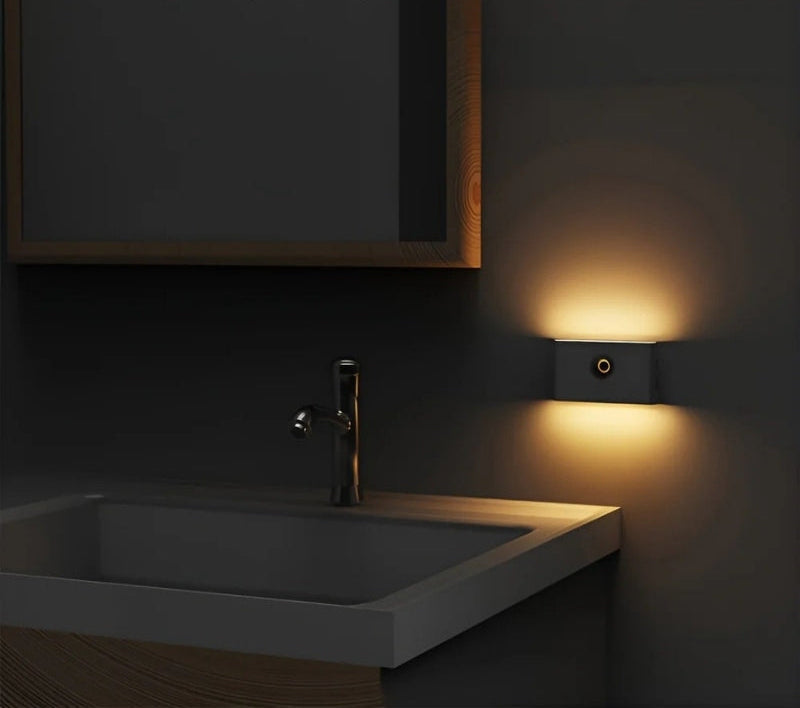 BrightGuard LED Wandleuchte mit Bewegungssensor