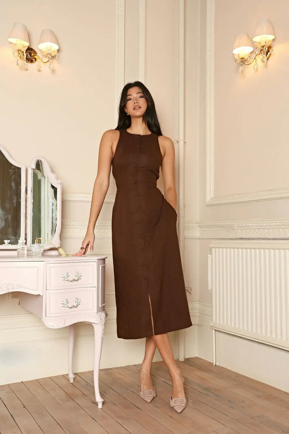 Ariane Ärmellose Midikleid mit Knöpfen