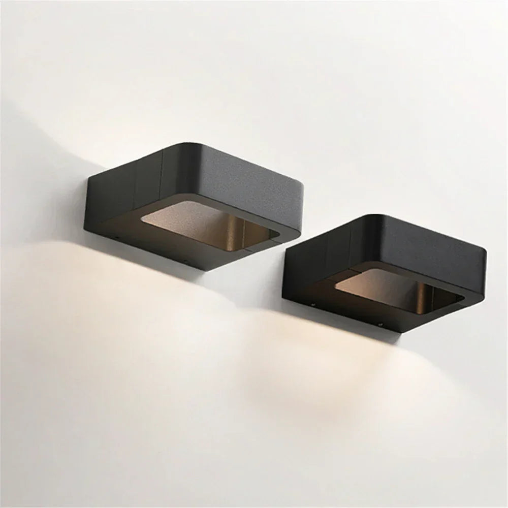 ClearSense LED-Wandlampe mit Bewegungsmelder und elegantem Design