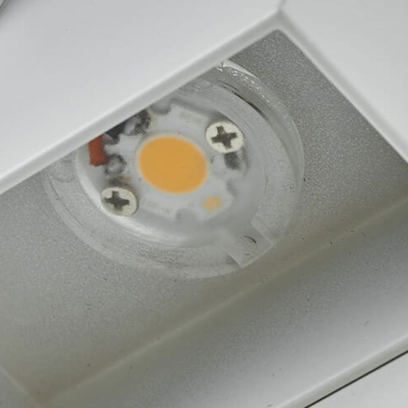 LumiGuard LED-Wandleuchte mit Bewegungsmelder – Moderne Außenbeleuchtung