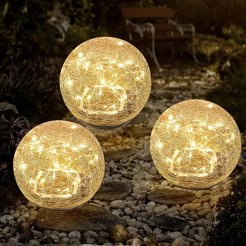 LumaGlow - Solarbetriebene Gartenlampen mit knisternden Glaskugeln