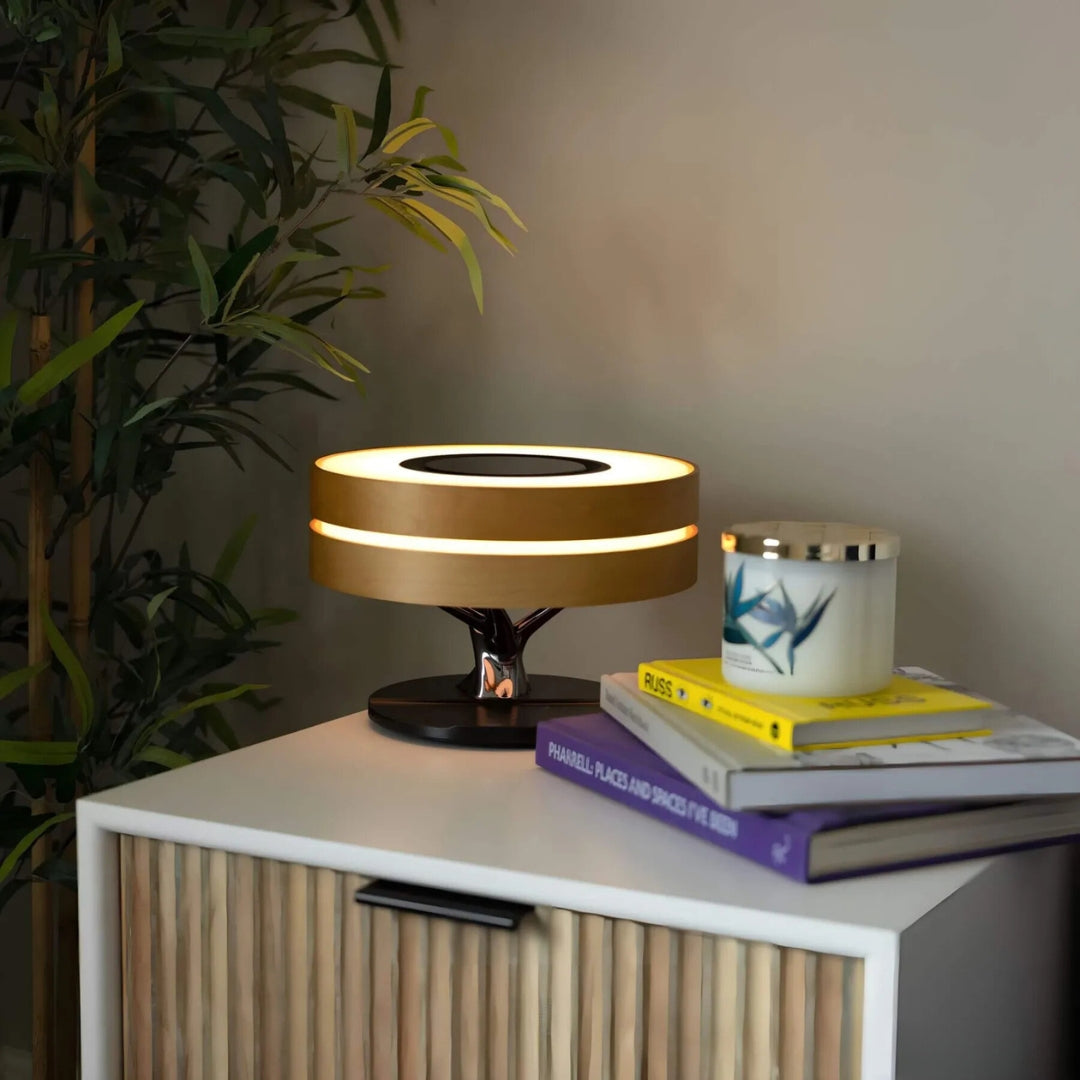 LumiNest LED Tischlampe – Warmes Licht und minimalistisches natürliches Design