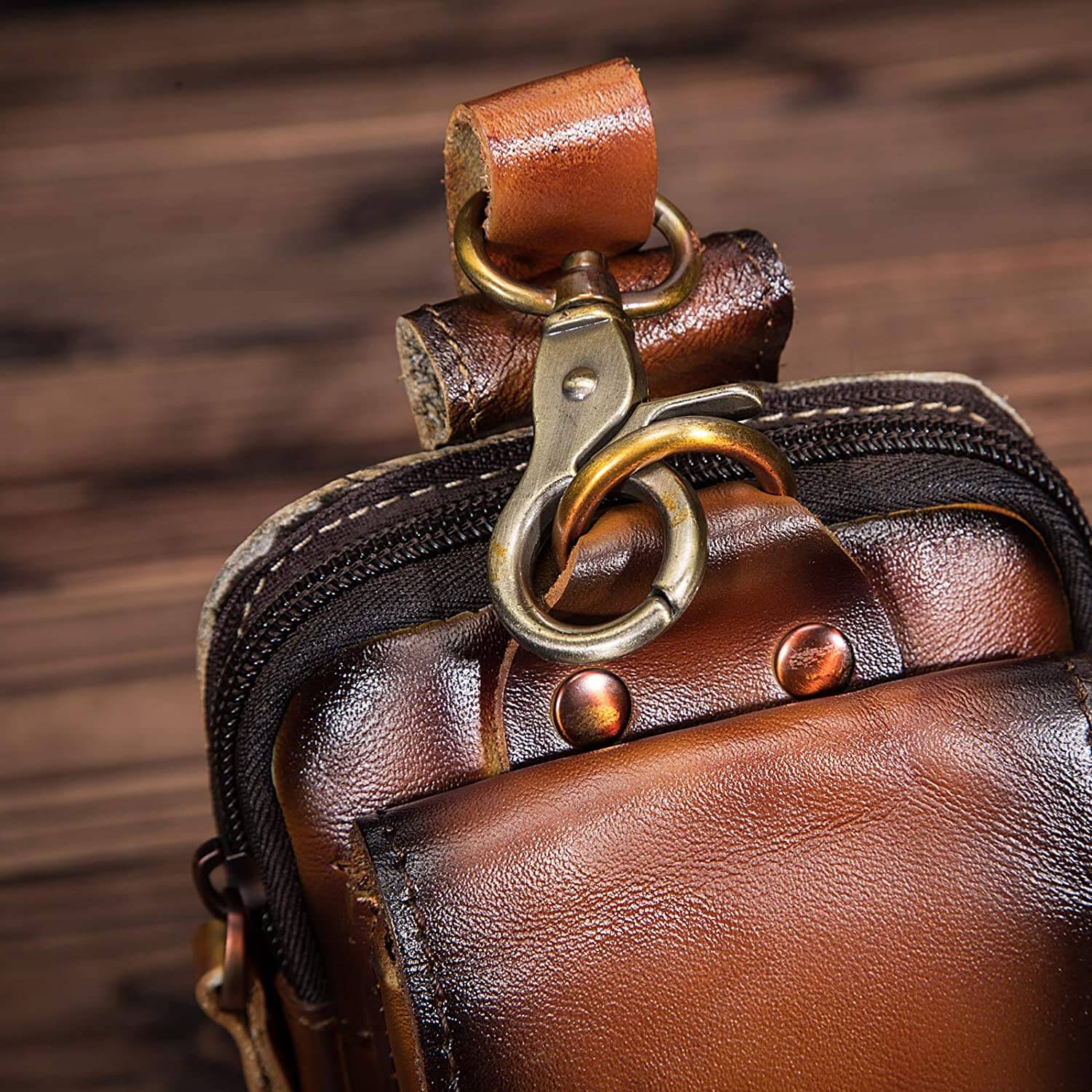 Simon - Stilvolle vegane Leder-Gürteltasche