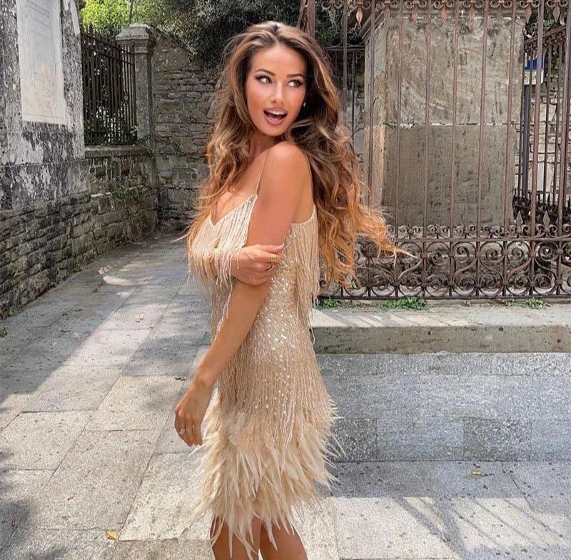 Astrid Fjerfrynsede Minikleid – Glamouröses Perlenbesetztes Partykleid