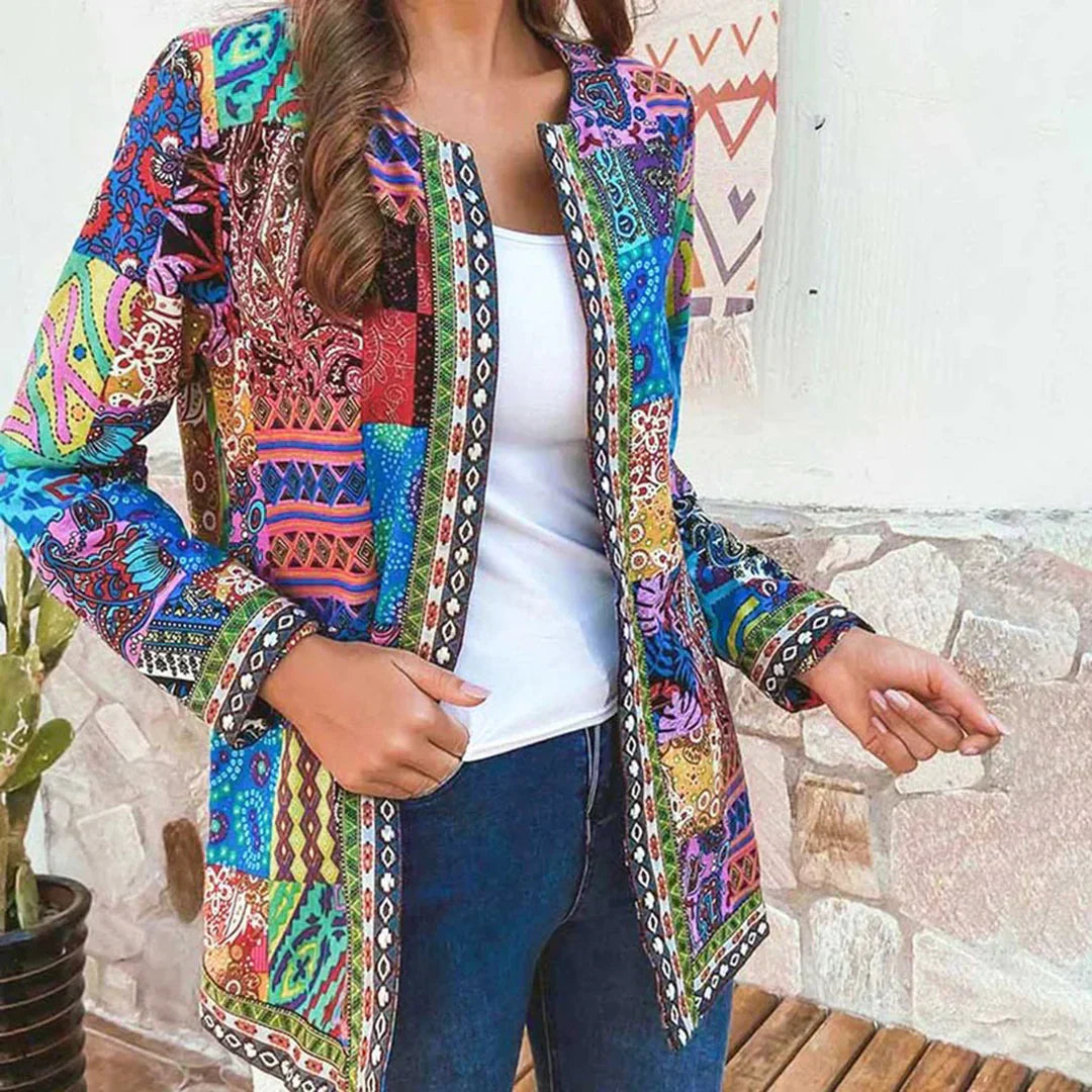 Alma – Klassische Strickjacke mit Rundhalsausschnitt und Offener Vorderseite