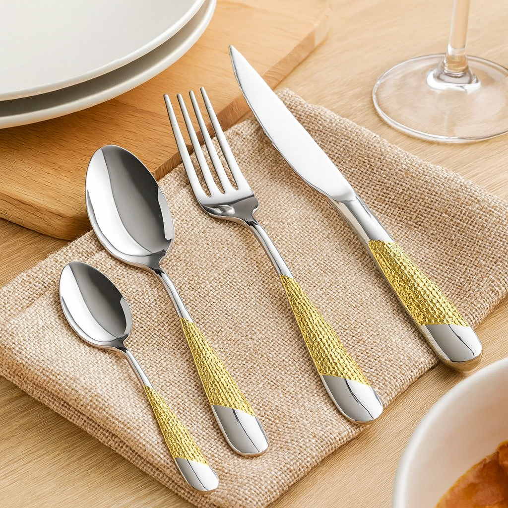 Silverora | Edelstahl-Besteckset mit gehämmerten Griffen
