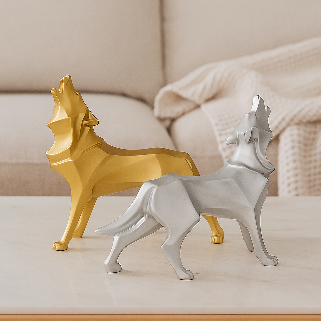 LupoForm – Geometrische Wildschwein-Skulptur mit spitzwinkligem Design für moderne Räume