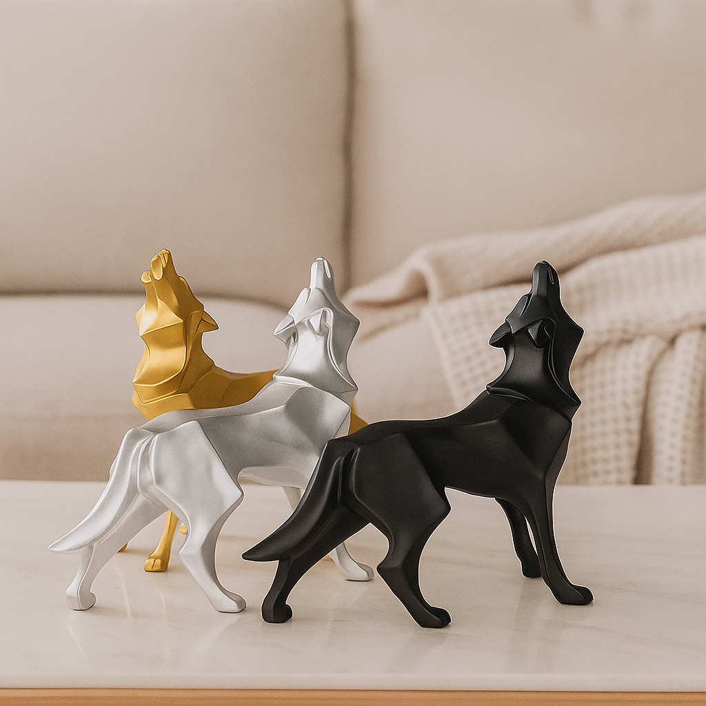 LupoForm – Geometrische Wildschwein-Skulptur mit spitzwinkligem Design für moderne Räume