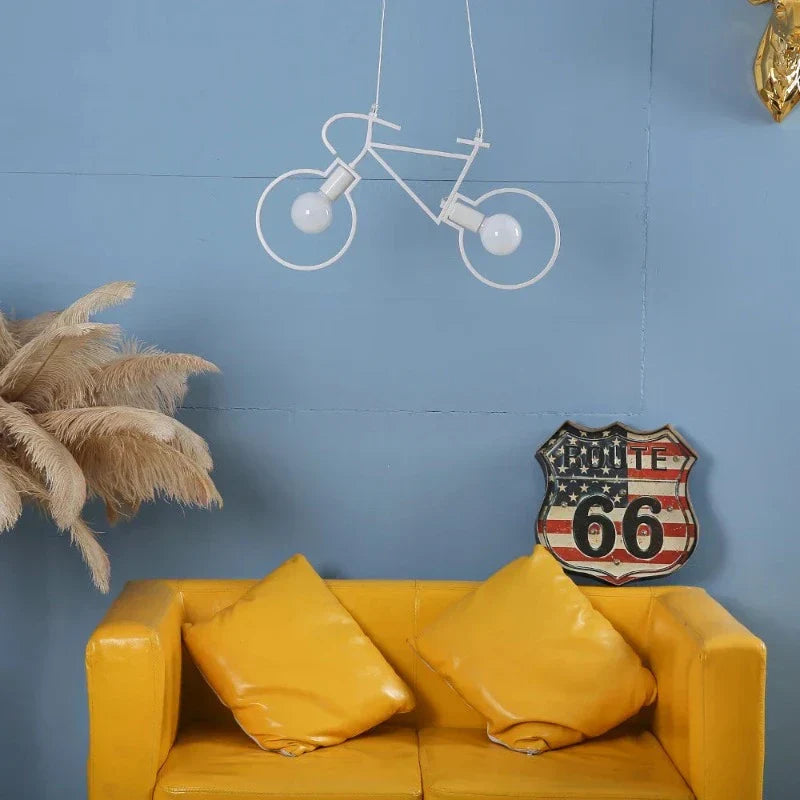 CycleGlow – Fahrrad-inspirierte Pendelleuchte