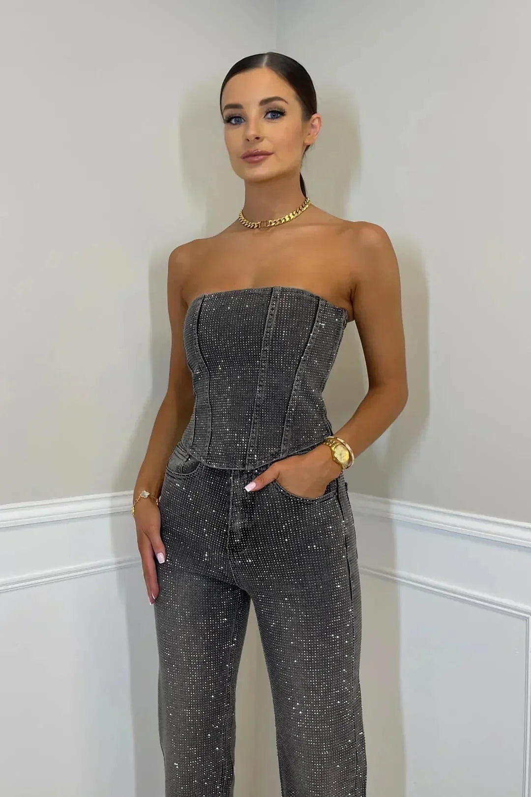 Sofia Ohne Gürtel Jumpsuit – Eleganz und Komfort mit weitem Bein
