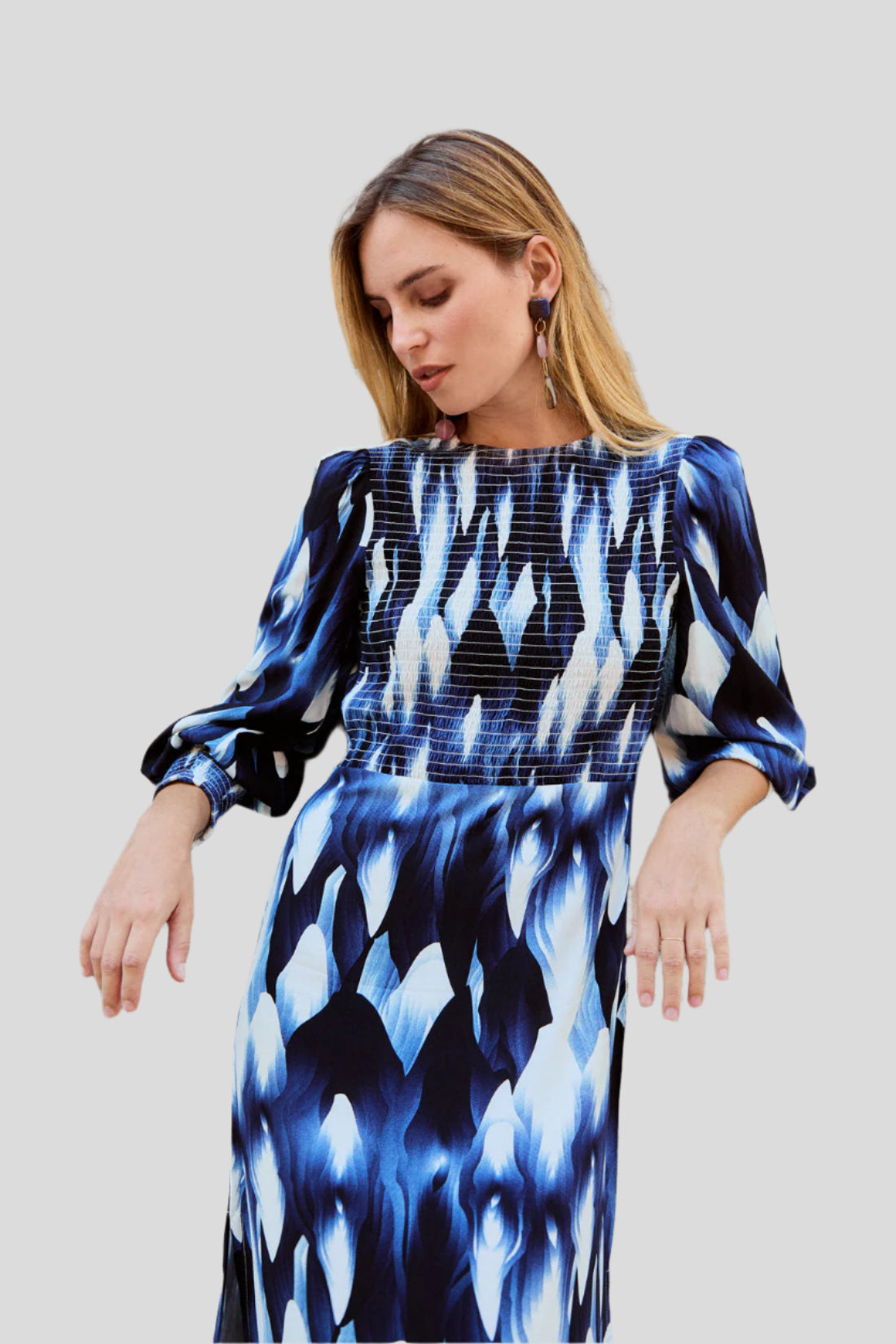 Elodie Casual Lang bedrucktes Kleid mit Puffärmeln