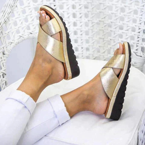 Tarah - Schlanke Sandalen mit überkreuztem Riemen