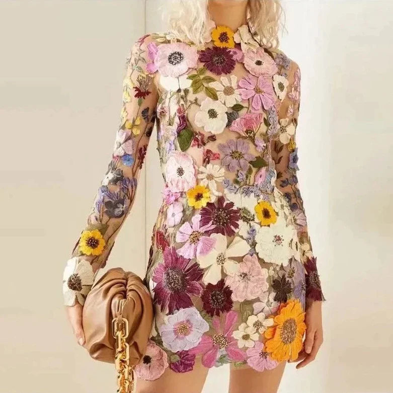 Faurra Blumenkleid mit Hohem Kragen und Langen Ärmeln