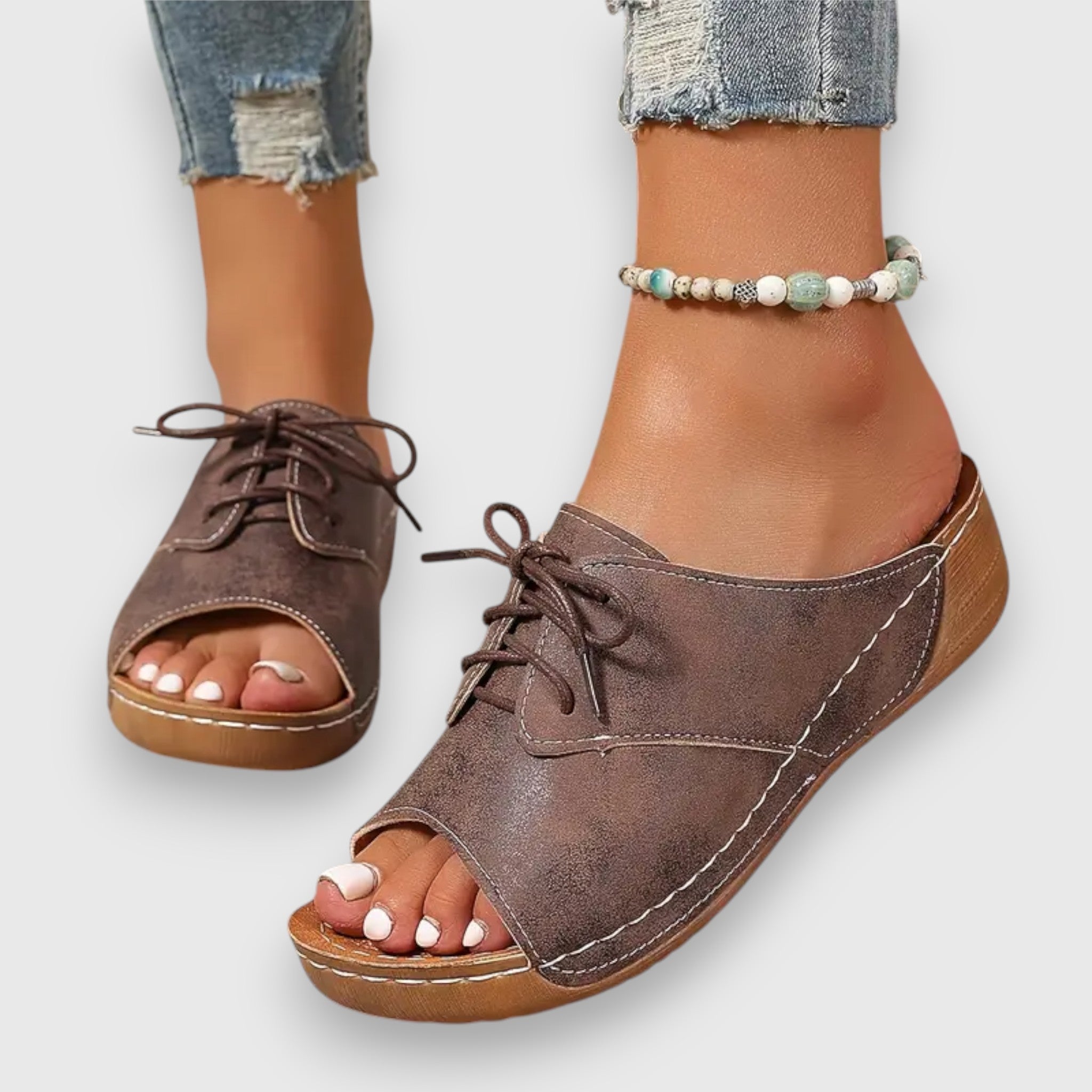 Marina - Chikke Peep-Toe Schnürsandalen