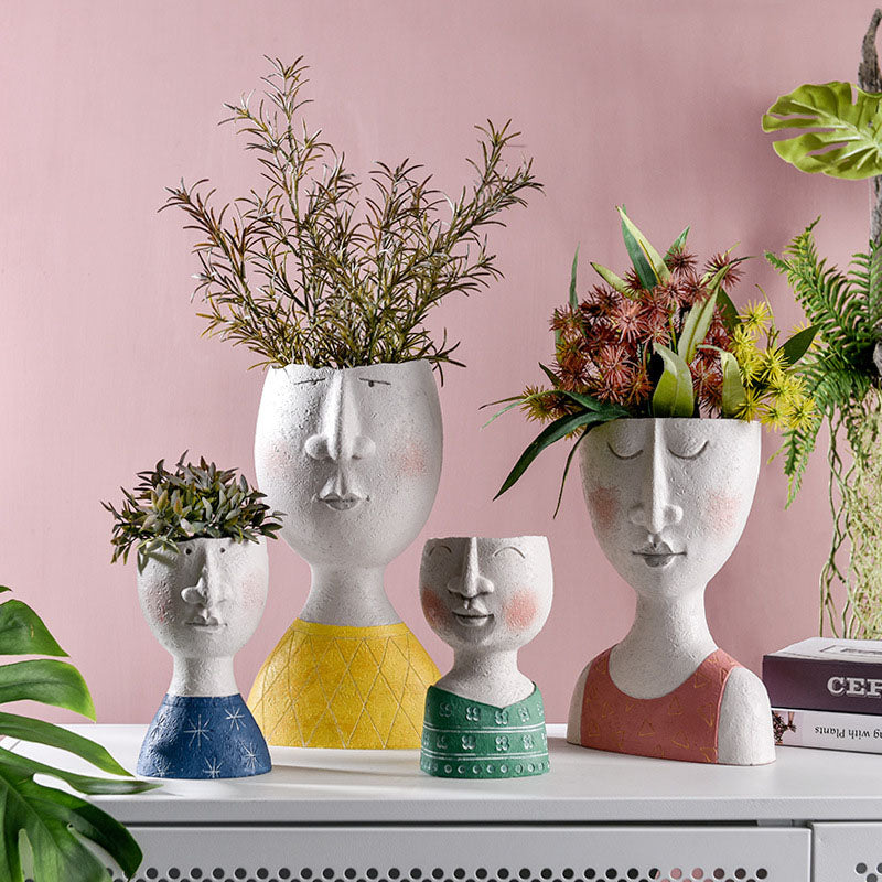 WhimsiPot Handgefertigter Cartoon-inspirierter Pflanzkasten – Verspielte Harpiks-Skulptur