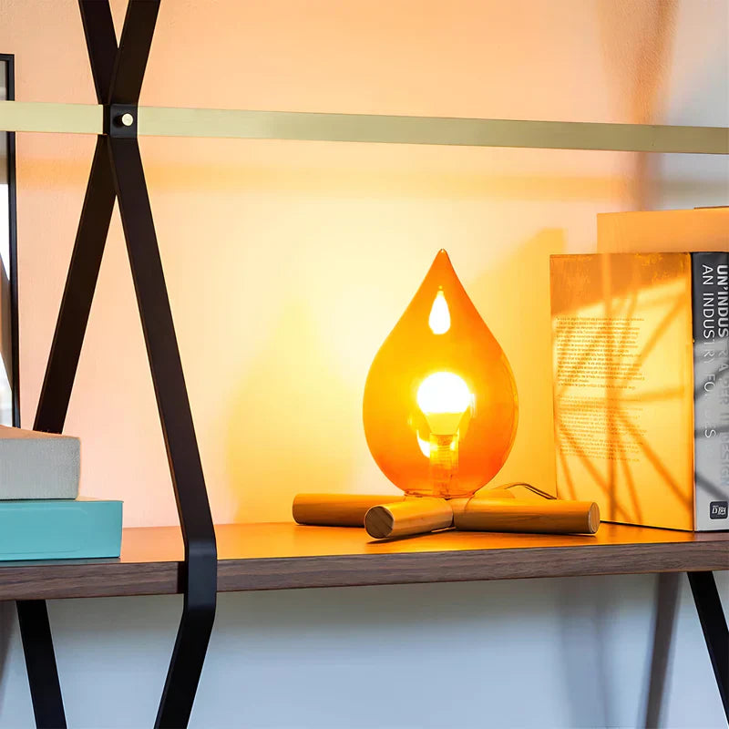 FlammeLys – Tischlampe mit Holzfuß und Flammeneffekt für eine Gemütliche Atmosphäre
