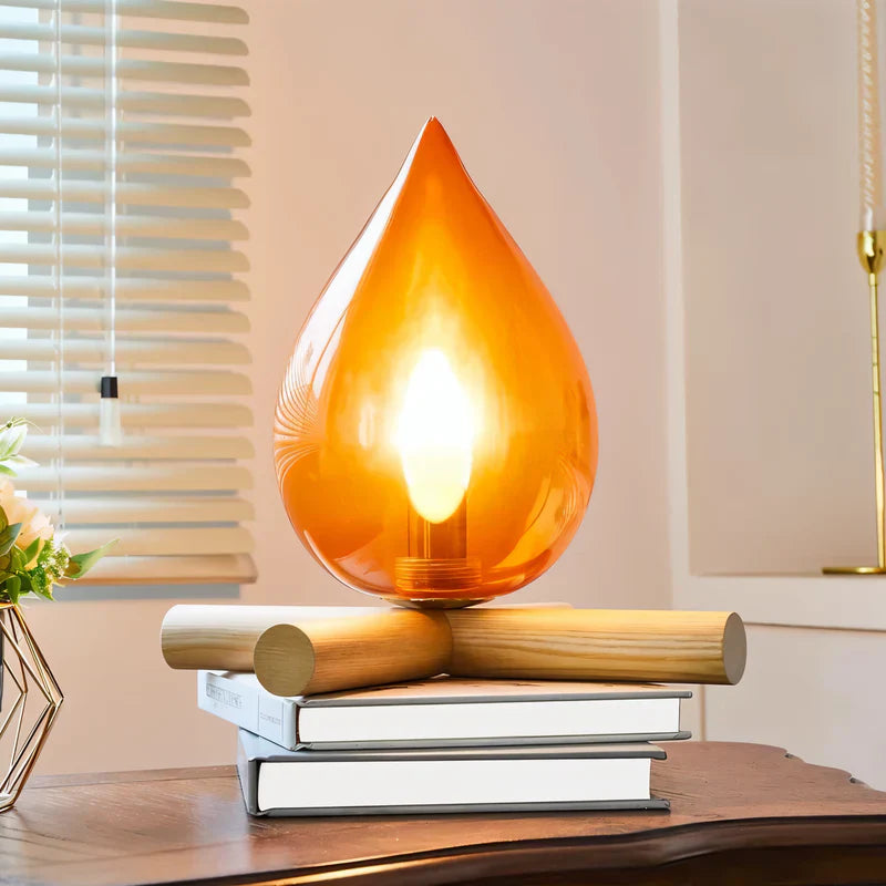 FlammeLys – Tischlampe mit Holzfuß und Flammeneffekt für eine Gemütliche Atmosphäre
